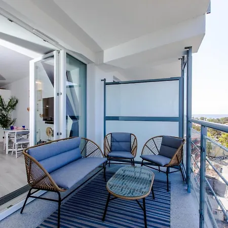 Blue Sky By Major Domus Club